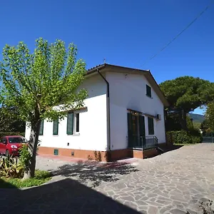 https://primavera-marina-di-campo.it-tuscanyhotel.com