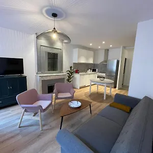 https://3-pieces-neuf-au-pied-des-musees-wifi-parking.fr-provencehotel.com