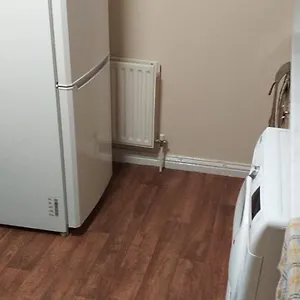 Apartment Zone 2 Lovely 4 Bedroom - 3 Trowbridge Road, London