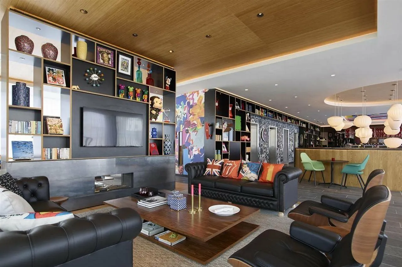 Citizenm London Shoreditch 4*,